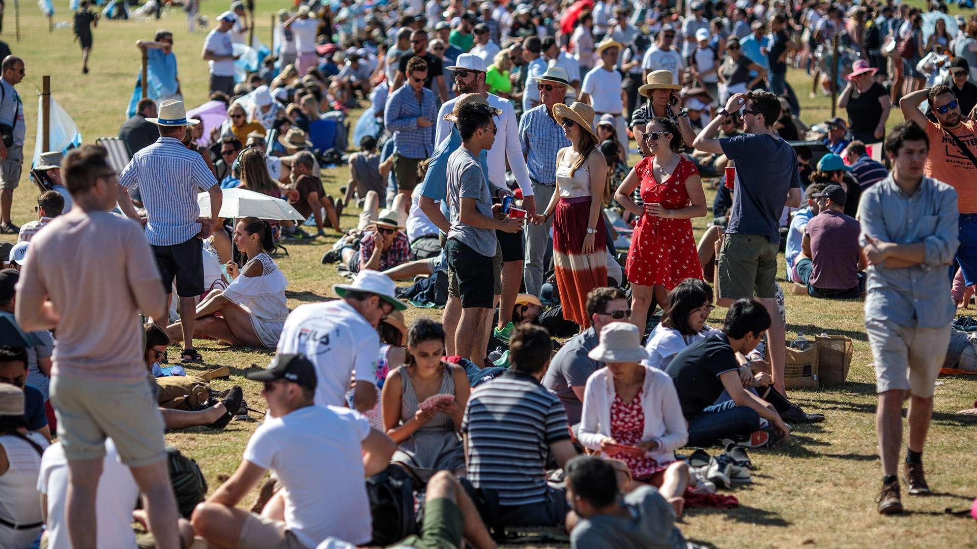 这名年届 这名年届